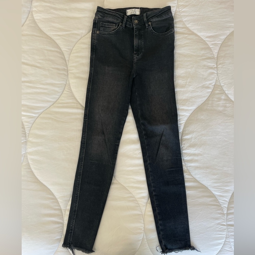 Free People Black Wash Skinny Jean